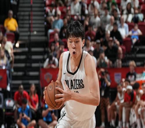 美记：杨瀚森来自CBA我对他的速度表示担忧因为NBA节奏很快