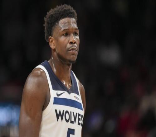 爱德华兹35+6+3+4，三节打卡造NBA神迹，森林狼26分血洗奇才