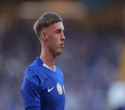 又遭重创，他成切尔西行为艺术家