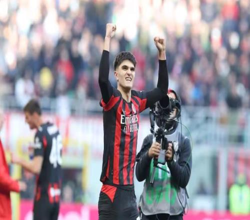 19岁350天，巴尔泰萨吉成为米兰队史意甲双响最年轻的后卫