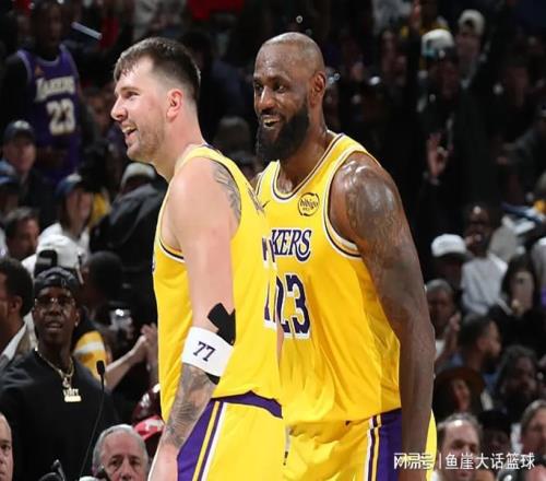 马刺湖人背靠背作战，美媒看低湖人！老詹文班待定，东契奇别犯错