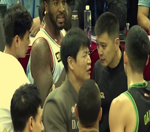 辽篮5分憾负又是3连败！小龙空砍23+5，赵继伟12+7+6，莫兰德两双