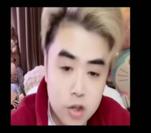 朱开：Kanavi是HLE年纪最大的没人敢喷他！虽然那把猴子送疯了