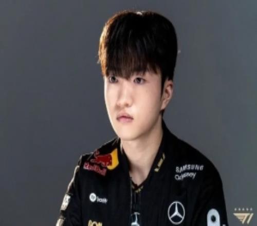 Keria：我的游戏理解度更高22年过于执着于冠军