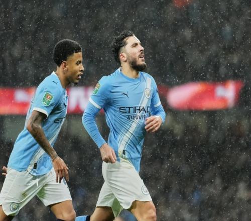 足坛悲喜夜！曼城晋级4强，姆巴佩造3球皇马32，大巴黎荣膺6冠王