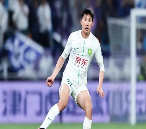 一场1：2让邵佳一倍感失望众国脚都不争气两人表现最差恐遭弃用