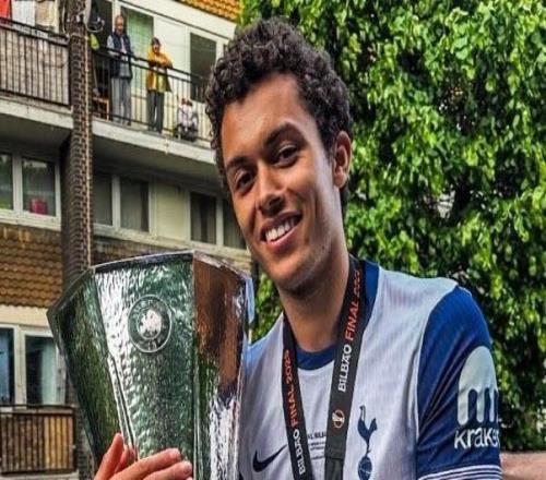 罗马诺：布伦南将于今日完成第二部分体检，并与水晶宫签约