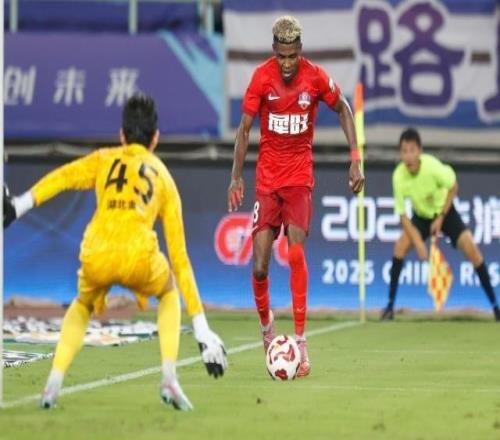 【中超】恩戈姆重炮制胜梅州2比1客胜三镇12轮首胜
