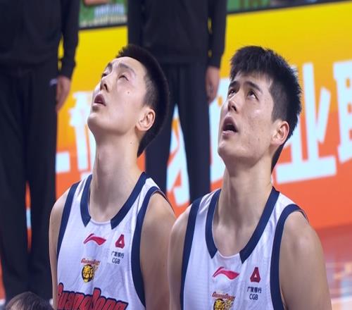 CBA一夜4场惨案+2场逆转！广东3连胜上海9连胜终结附上最新排名