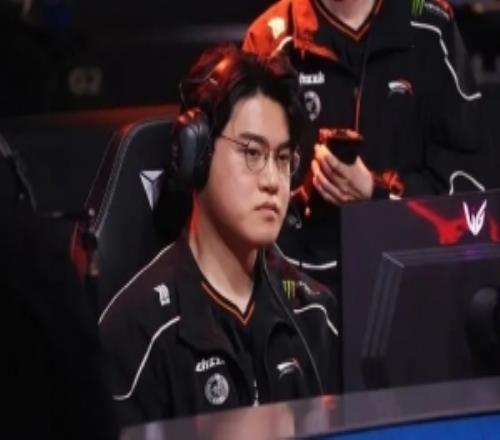 Gumayusi：26年目标是打进MSI和入选亚运会，全球总决赛打进决赛