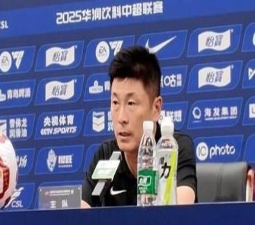 李国旭：很遗憾输给了成都，换下毕津浩是因他腿部有点不适