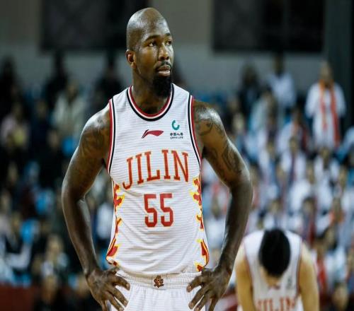 主动联系都没球队要！超级外援失业了，被CBA放弃