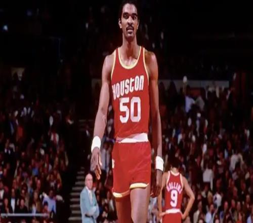 初代文班亚马！如今打球能统治联盟这位前NBA状元的天赋有多强