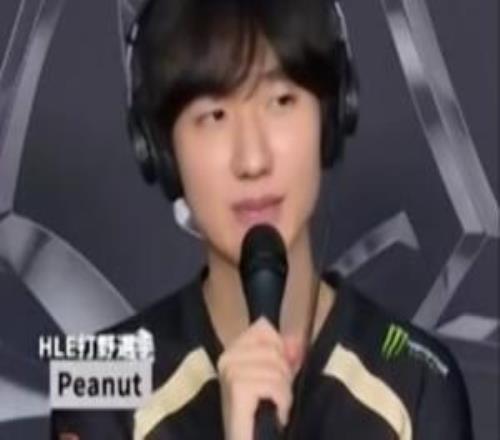 Peanut：想笑着跟大家道别，大家喊我名字时有点想哭