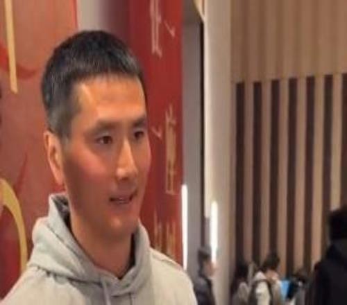 记者：邵佳一将现场观战西海岸vs亚泰，不会参与临场指挥工作