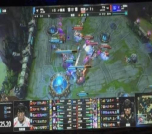 媒体人：Tabe果然还是错付这强行把球给Hope上来四线劣资源全丢