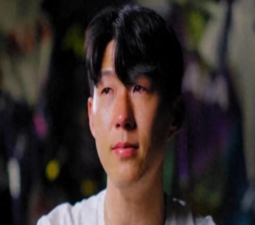 哭了！孙兴慜含泪告别热刺，33岁转战美职联，创转会纪录