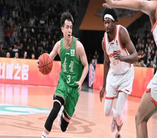 辽篮输球揪出最大毒瘤！他上场29分钟，投篮10中2，杨鸣真爱用他