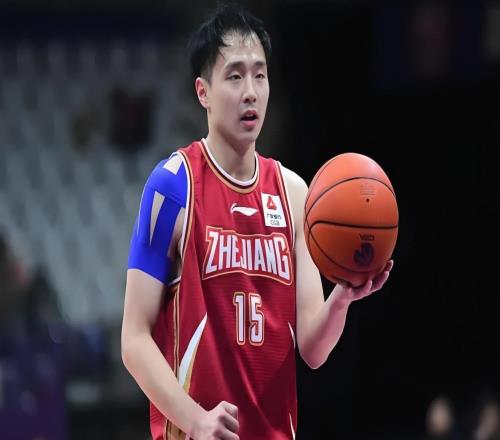 媒体人：王奕博加盟青岛男篮，后续将继续代表浙江参加全运会