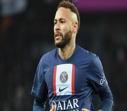 每体列足坛十大奇葩条款：博格坎普拒坐飞机内马尔微笑条款