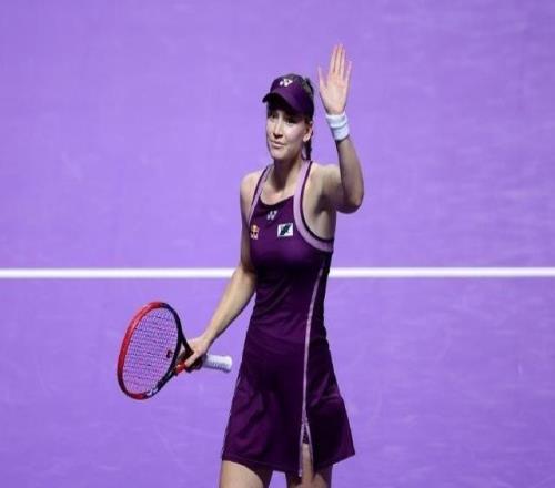 莱巴金娜20击败替补亚历山德洛娃，三战全胜晋级年终四强