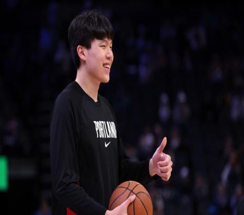 不用太着急，杨瀚森才是新秀正常现状，不信你问问12顺位新秀卡特