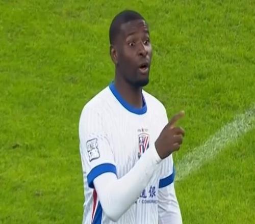 媒体人：申花准新援盖伊会替换阿马杜，后者解约金200万欧