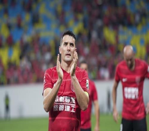 足球报：四外援输出稳定+26轮仅失22球，蓉城从新贵蜕变为强队