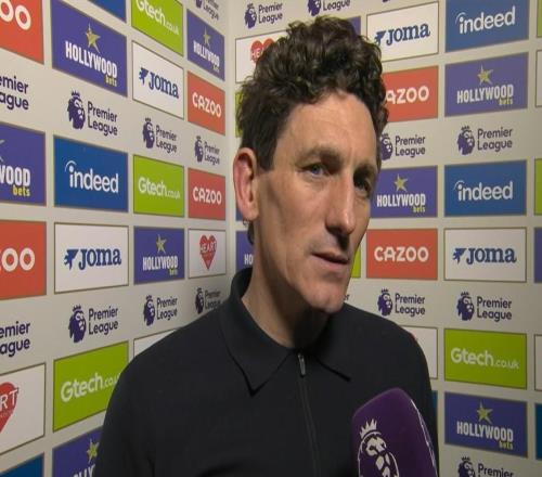 小蜜蜂主帅：罗梅罗的犯规是明显的红牌，我的球员不轻易倒地