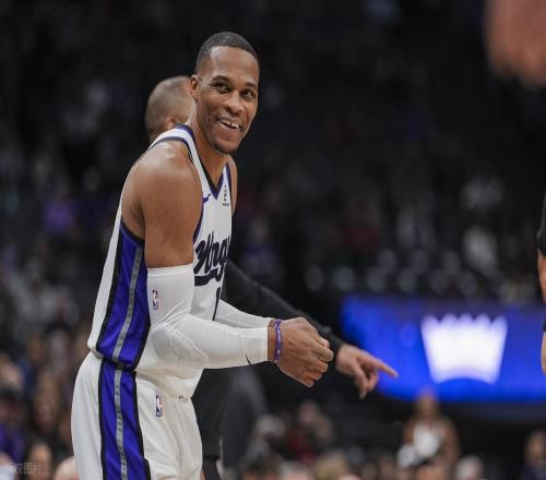 亚历山大29+5+8无缘今日最佳球员！因为威少15+6+10再赢杜兰特！