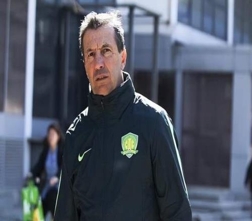 伟大的重逢！西甲联盟召集失业教练培训：2名国安名帅同出席！